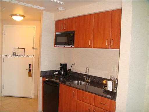 Small Image of 18001 COLLINS AVE #1801, Sunny Isles Beach Number 5
