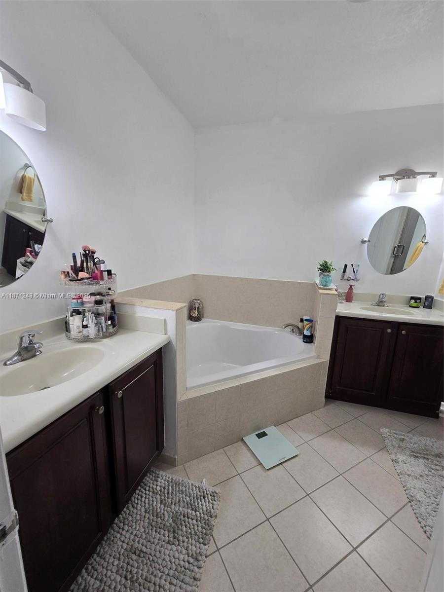 Small Image of 11395 SOUTH WEST 238TH ST, Homestead Number 15