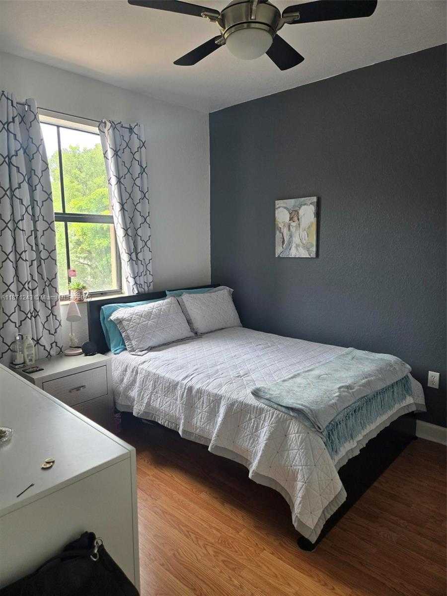 Small Image of 11395 SOUTH WEST 238TH ST, Homestead Number 18