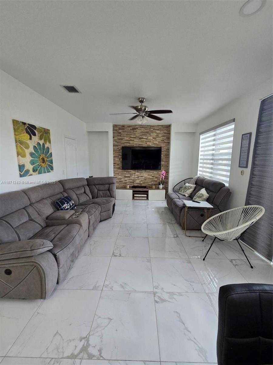 Small Image of 11395 SOUTH WEST 238TH ST, Homestead Number 7