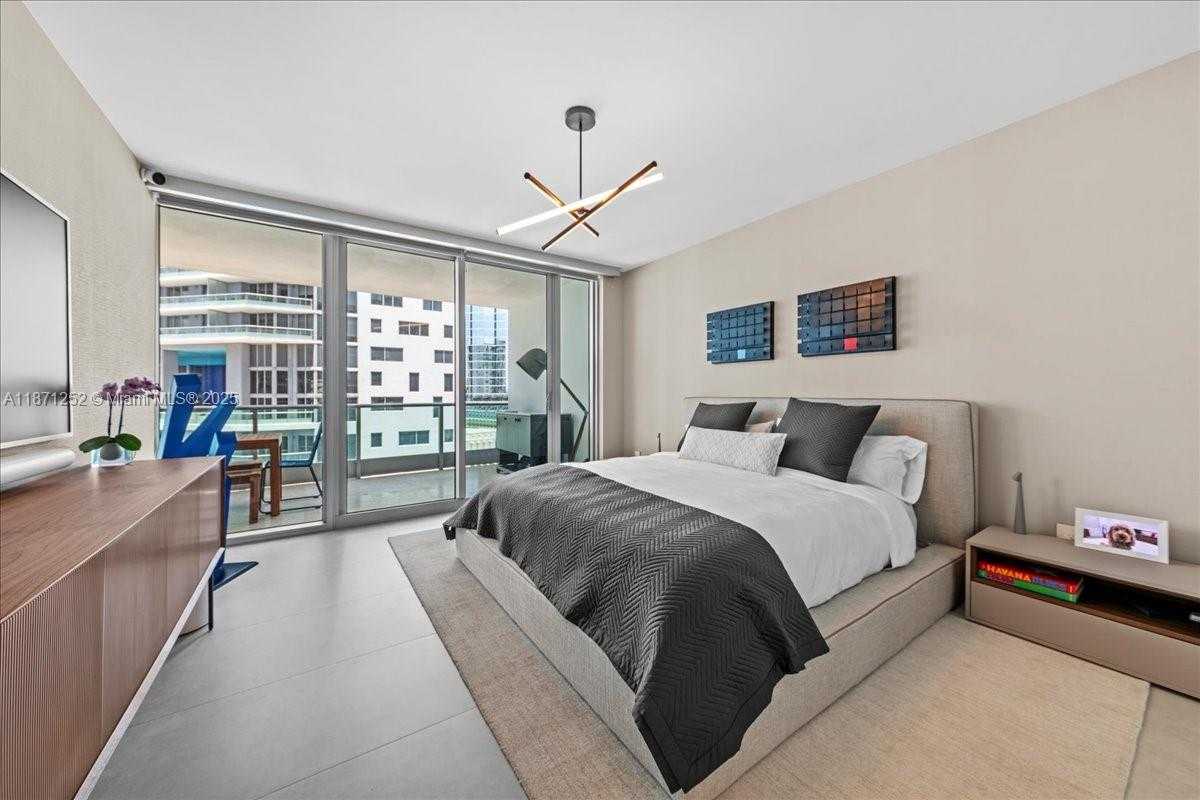 Small Image of 1331 BRICKELL BAY DR #1406, Miami Number 14