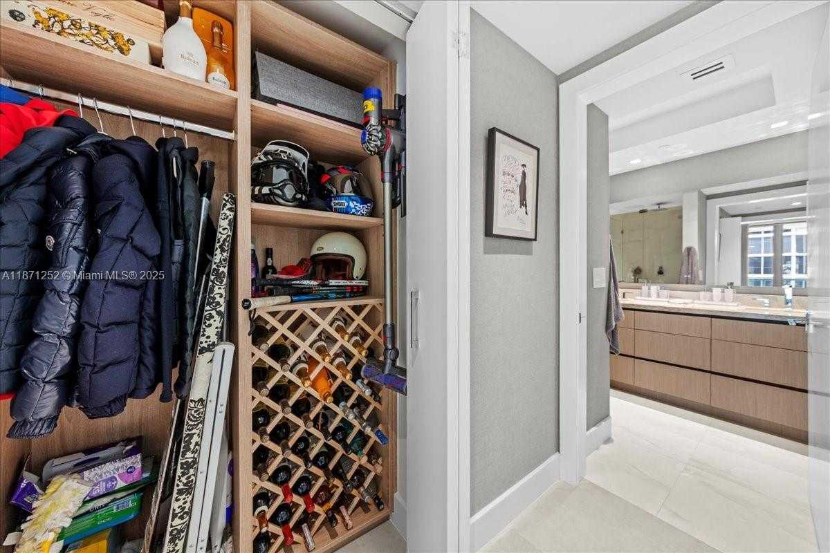 Small Image of 1331 BRICKELL BAY DR #1406, Miami Number 23
