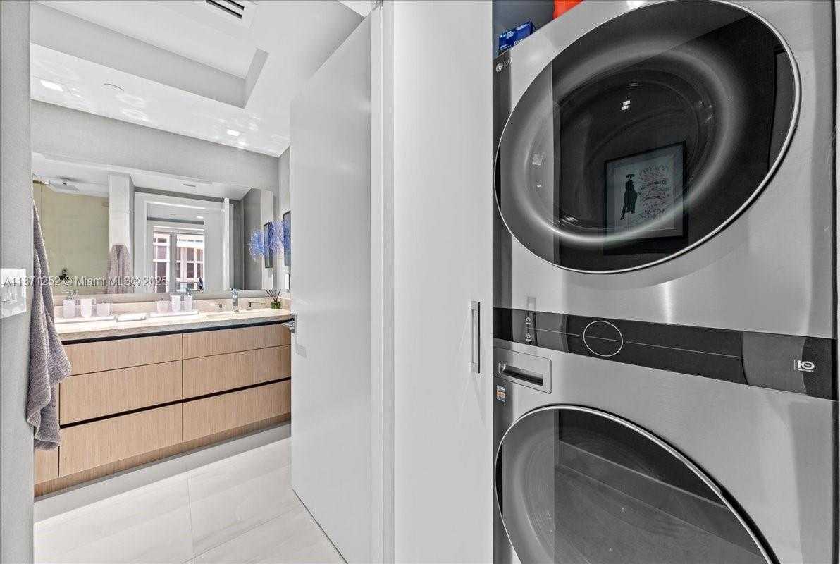 Small Image of 1331 BRICKELL BAY DR #1406, Miami Number 24
