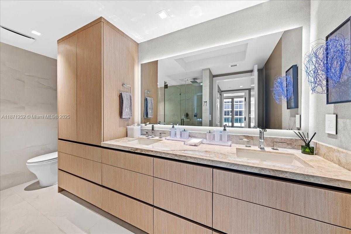 Small Image of 1331 BRICKELL BAY DR #1406, Miami Number 26