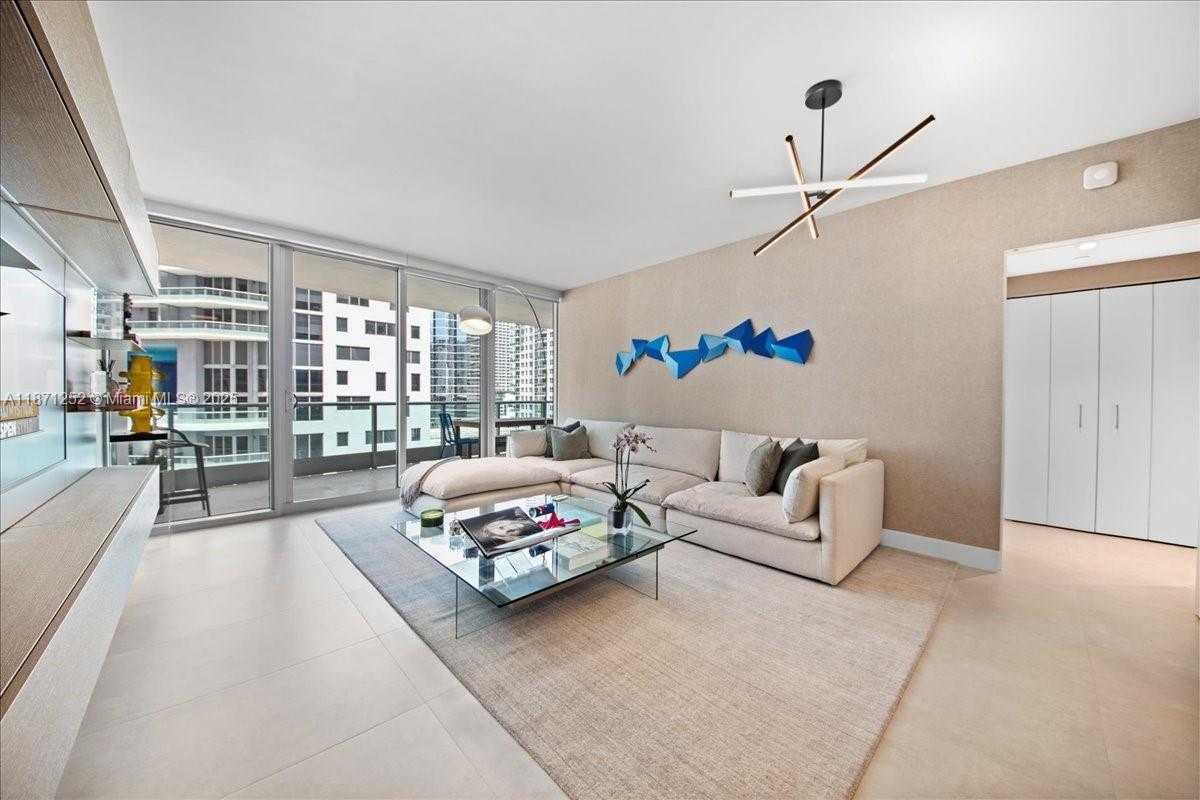 Small Image of 1331 BRICKELL BAY DR #1406, Miami Number 5