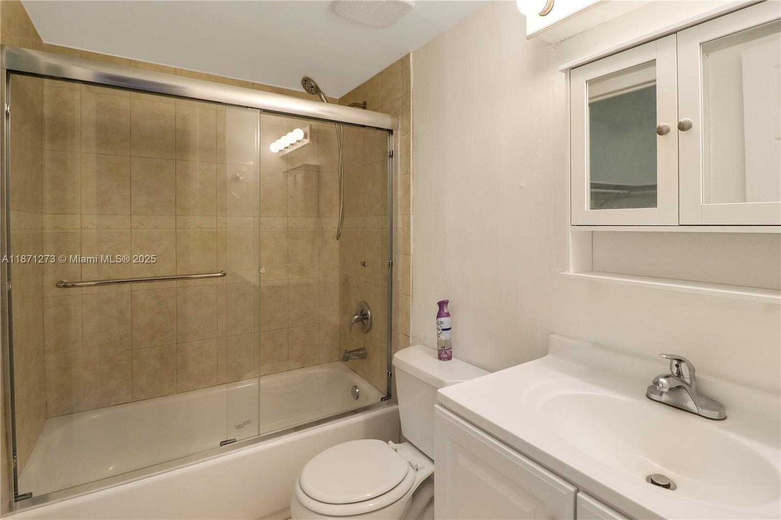 Small Image of 10511 SOUTH WEST 108TH AVE #185, Miami Number 14