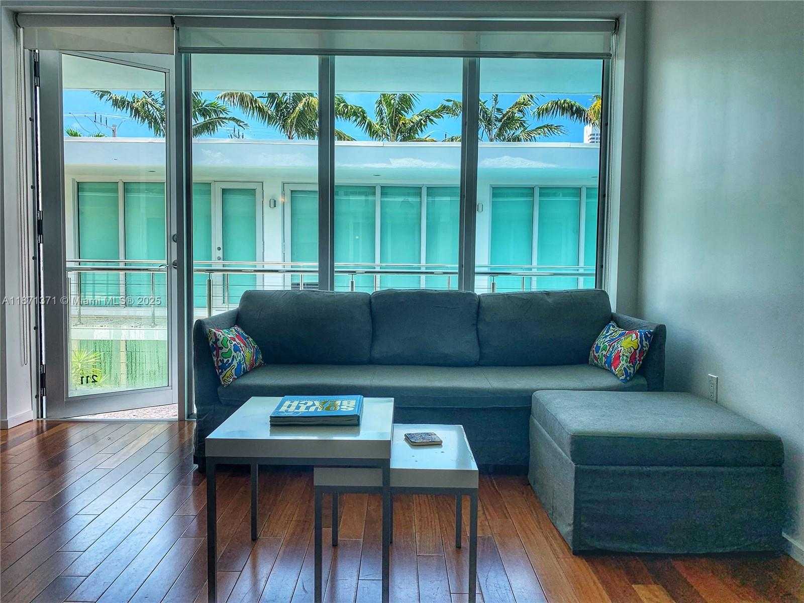 Small Image of 1601 WEST AVE #210, Miami Beach Number 7