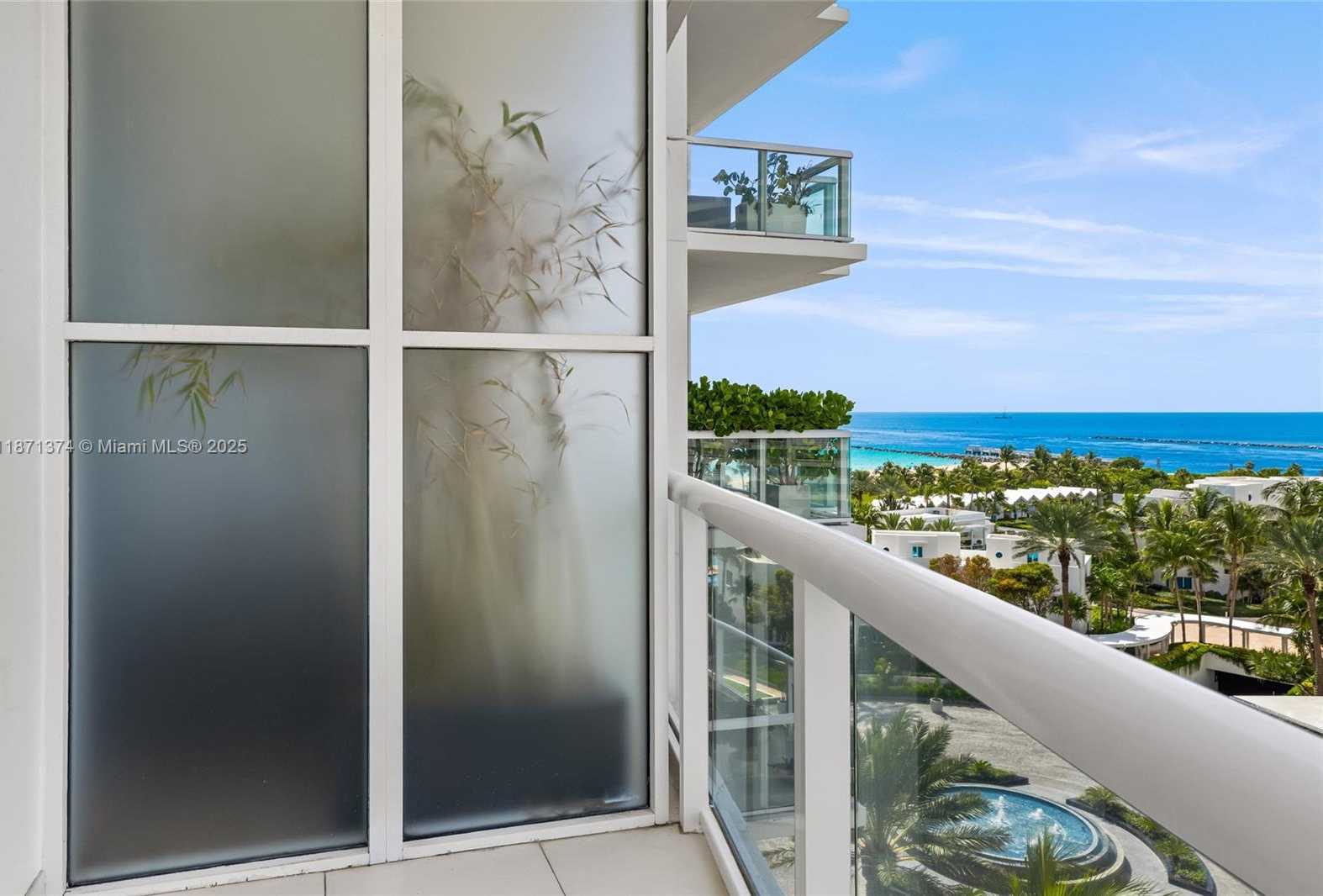 Small Image of 50 SOUTH POINTE DR #1005, Miami Beach Number 11