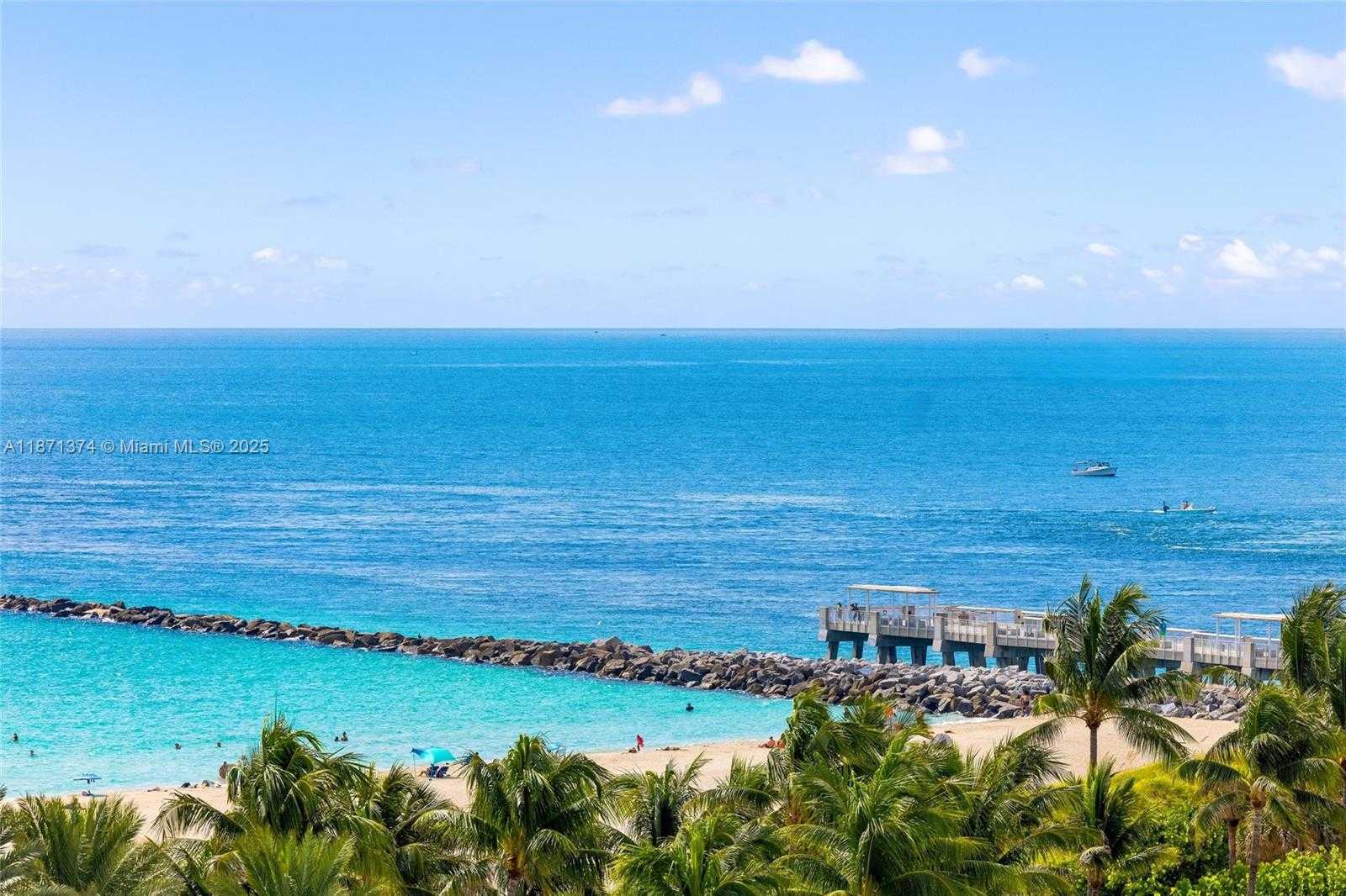 Small Image of 50 SOUTH POINTE DR #1005, Miami Beach Number 12