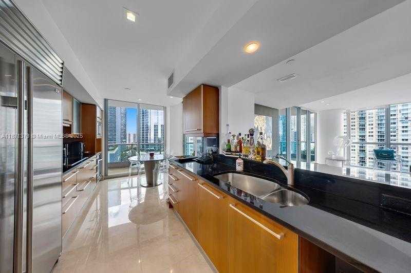 Small Image of 1331 BRICKELL BAY DR #1602, Miami Number 26