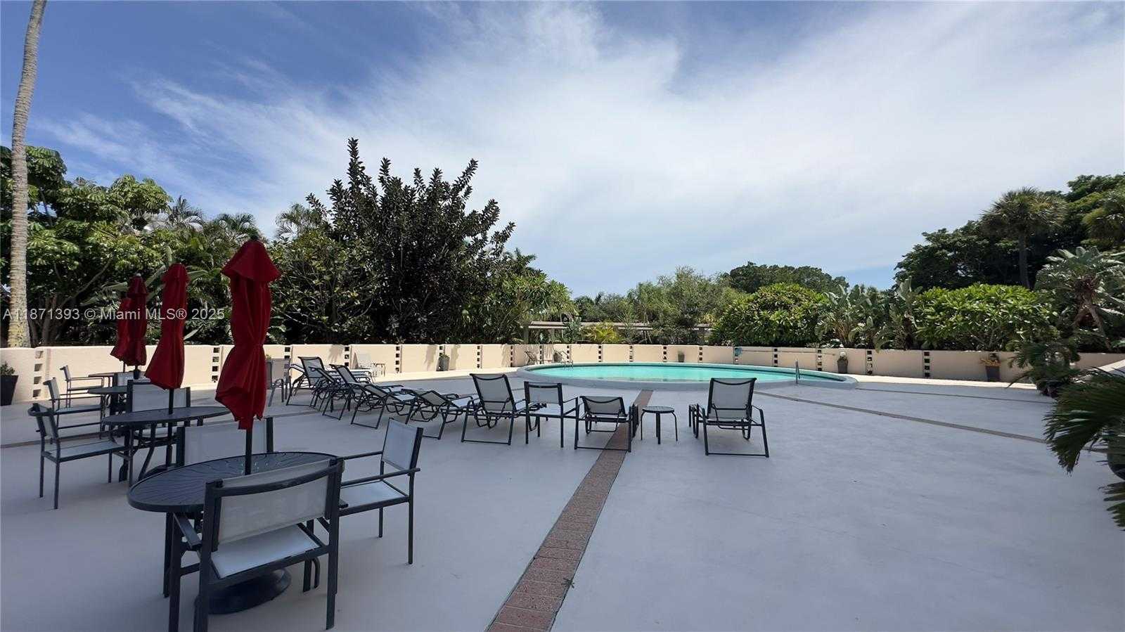 Small Image of 2425 PRESIDENTIAL WAY #203, West Palm Beach Number 25