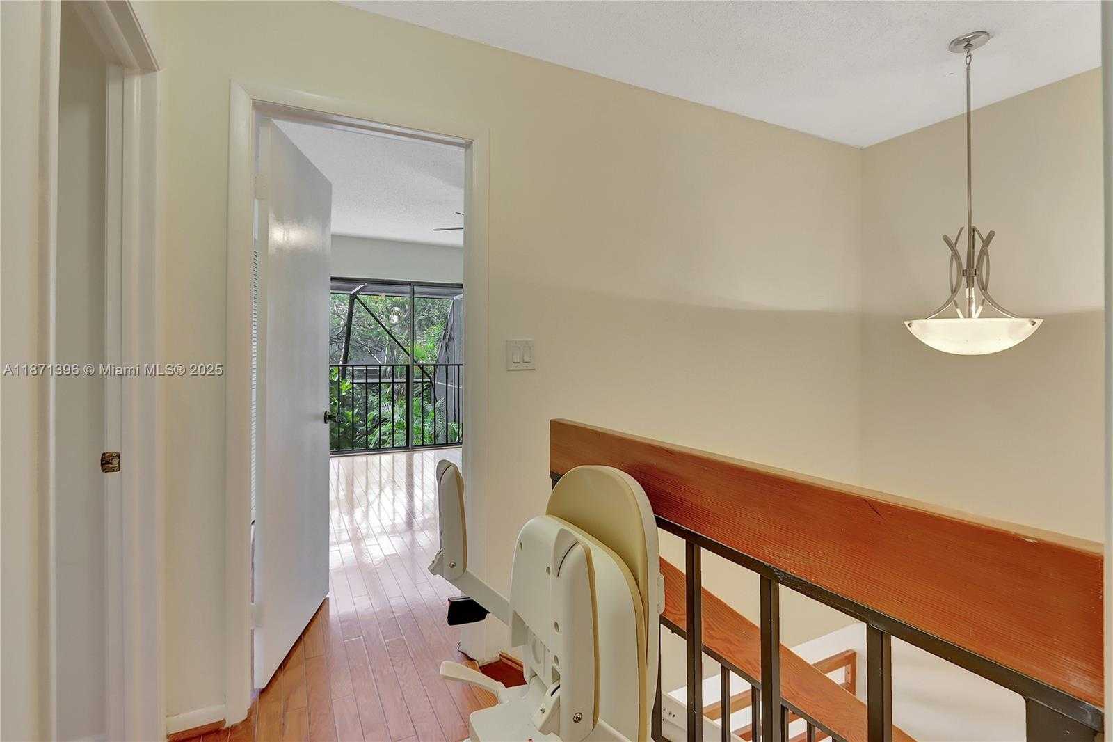 Small Image of 9845 COSTA DEL SOL BLVD #B-103, Doral Number 15