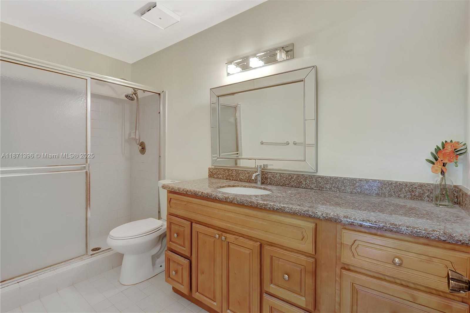 Small Image of 9845 COSTA DEL SOL BLVD #B-103, Doral Number 21