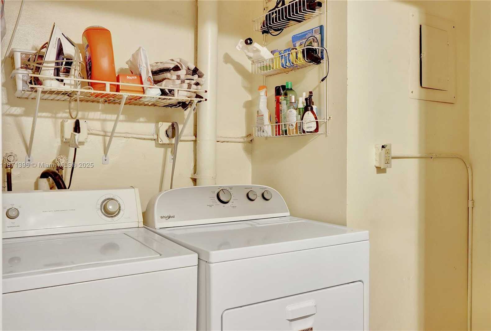 Small Image of 9845 COSTA DEL SOL BLVD #B-103, Doral Number 22