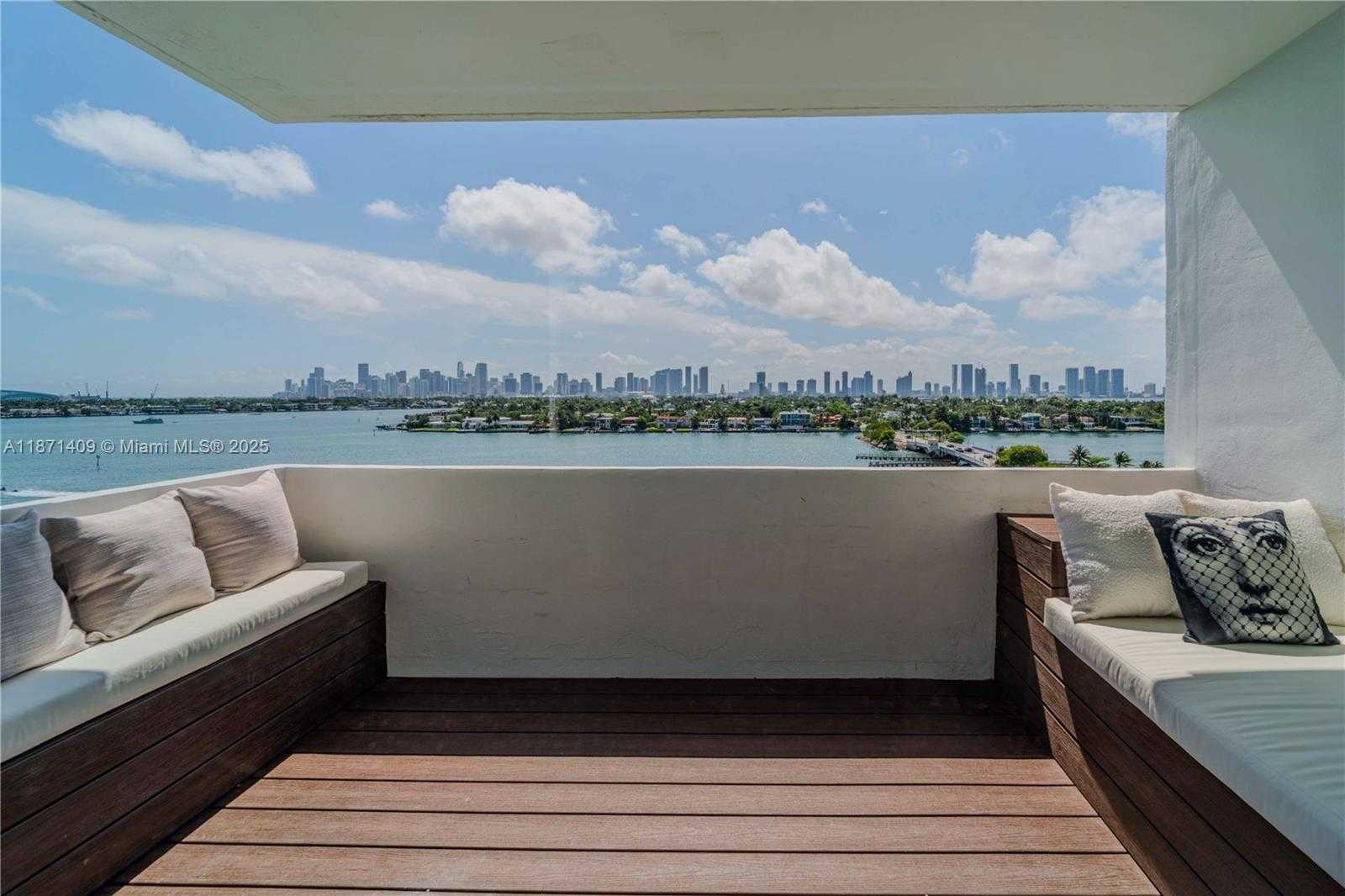 Small Image of 3 ISLAND AVE #09I, Miami Beach Number 13