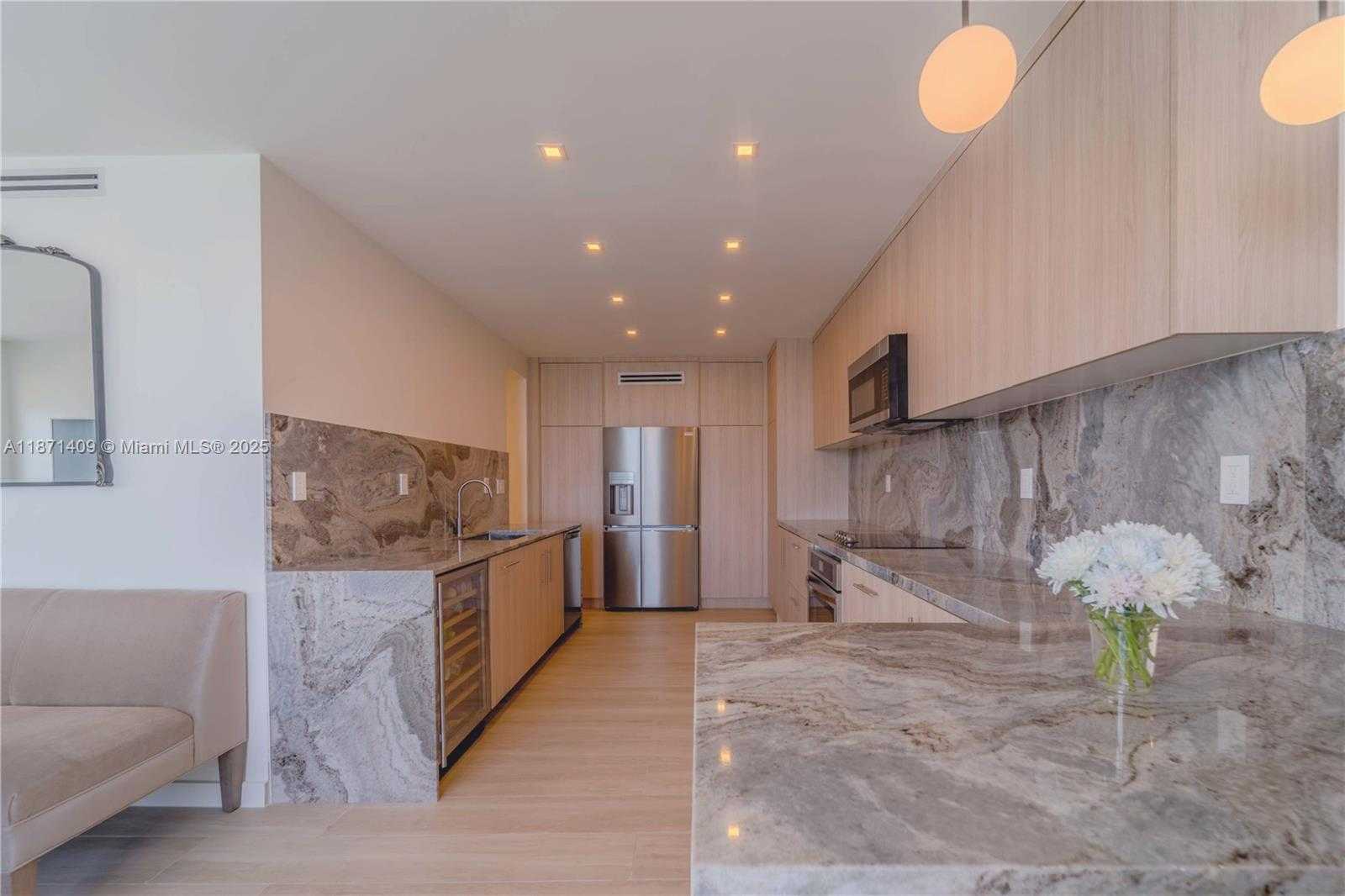 Small Image of 3 ISLAND AVE #09I, Miami Beach Number 5