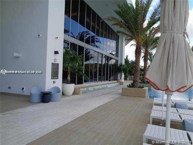 Small Image of 16385 BISCAYNE BLVD #1402, North Miami Beach Number 20