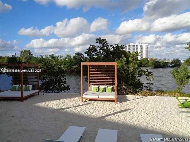 Small Image of 16385 BISCAYNE BLVD #1402, North Miami Beach Number 21