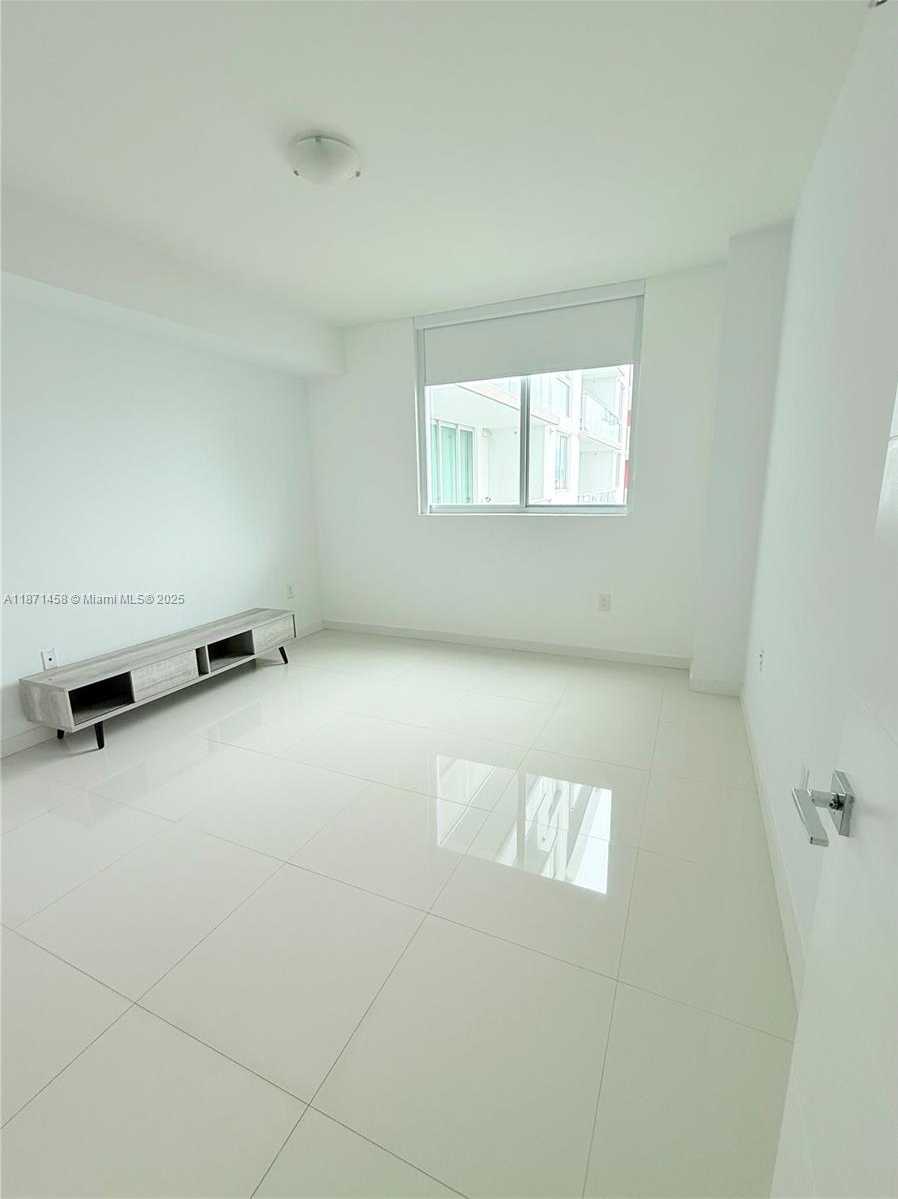 Small Image of 7751 NORTH WEST 107TH AVE #518, Doral Number 15