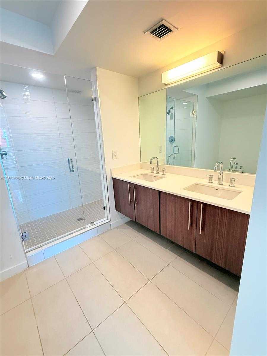 Small Image of 7751 NORTH WEST 107TH AVE #518, Doral Number 16