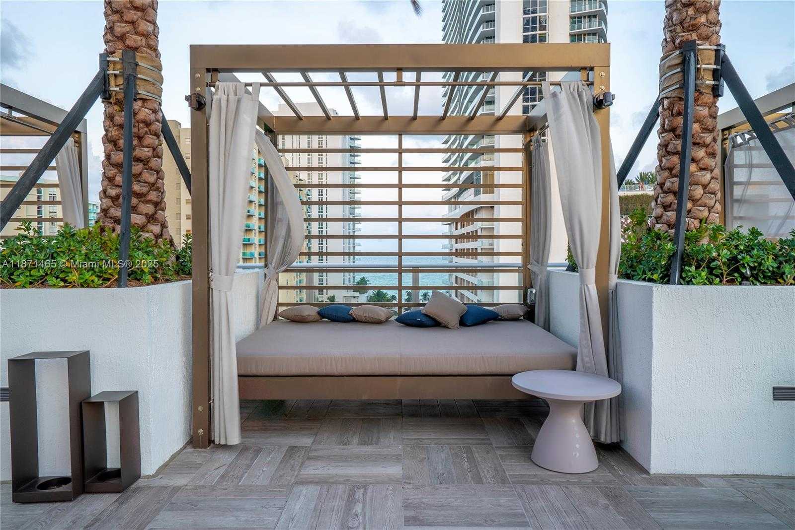 Small Image of 4010 SOUTH OCEAN DR #R2301, Hollywood Number 31