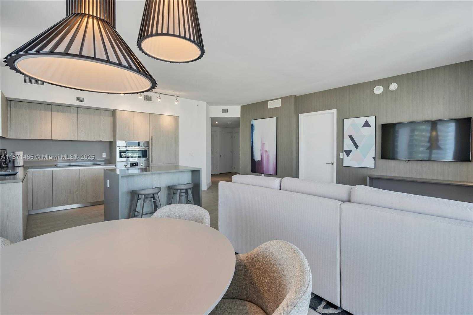 Small Image of 4010 SOUTH OCEAN DR #R2301, Hollywood Number 9