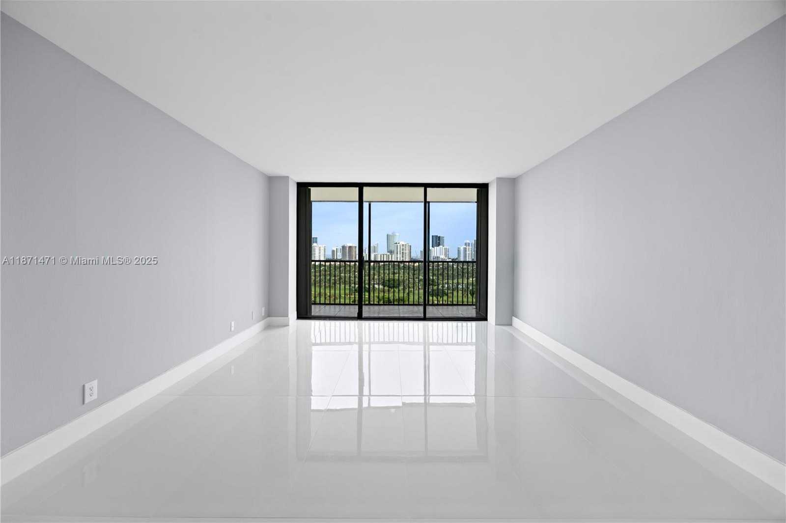 Small Image of 20335 E Country Club Dr, Aventura, FL 33180, USA Number 8