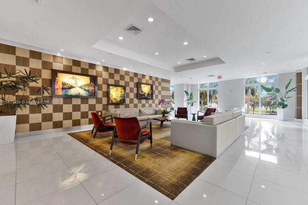 Small Image of 1800 NORTH BAYSHORE DR #614, Miami Number 21
