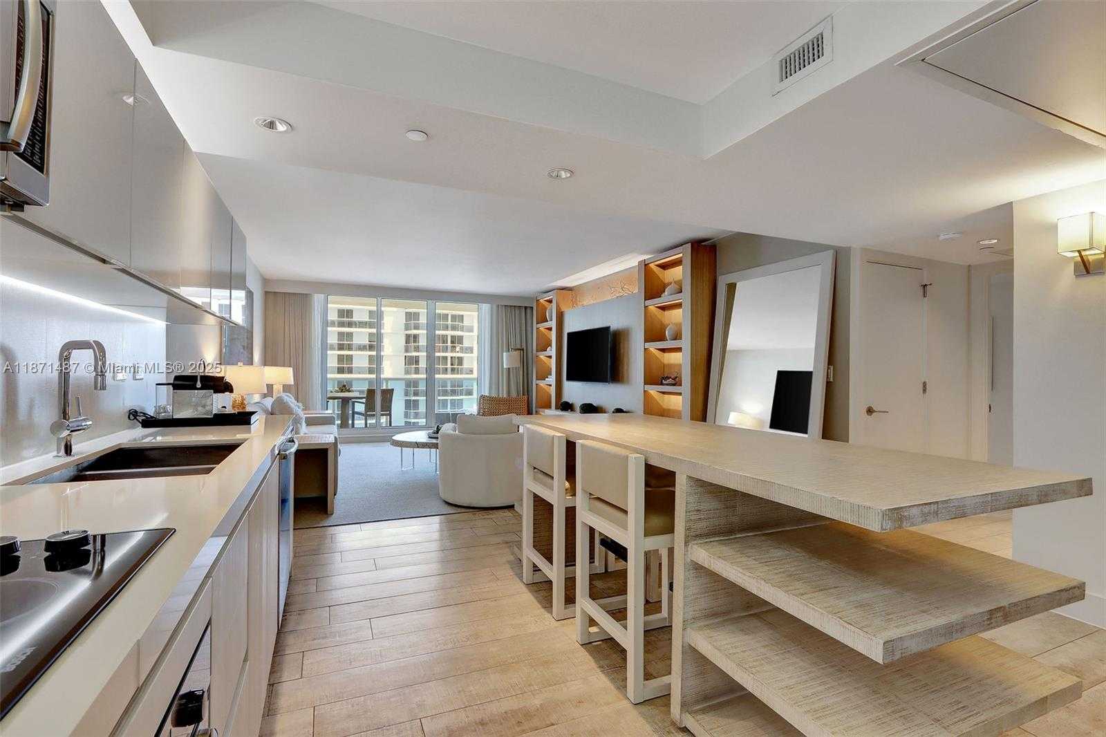 Small Image of 102 24TH ST #1213, Miami Beach Number 6