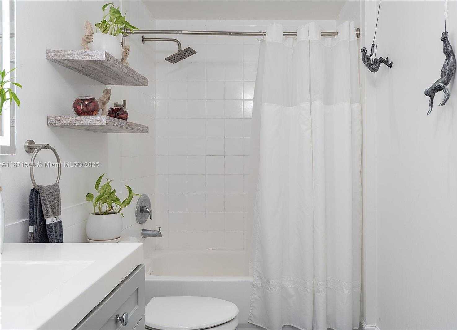 Small Image of 5091 NORTH WEST 7TH ST #503, Miami Number 33