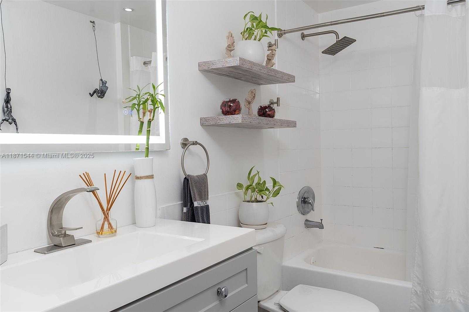 Small Image of 5091 NORTH WEST 7TH ST #503, Miami Number 34