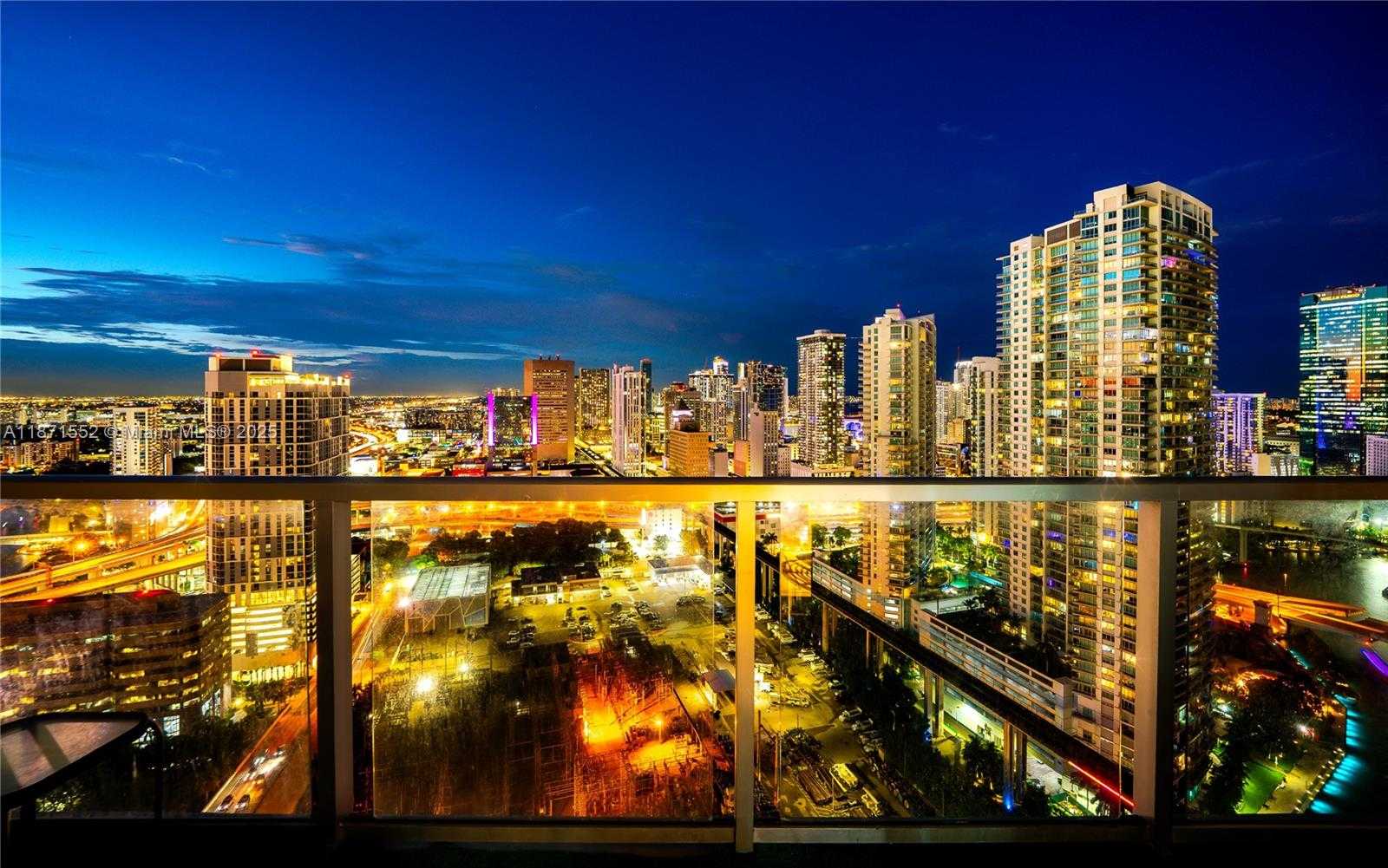 Small Image of 185 SOUTH WEST 7TH ST #3609, Miami Number 23