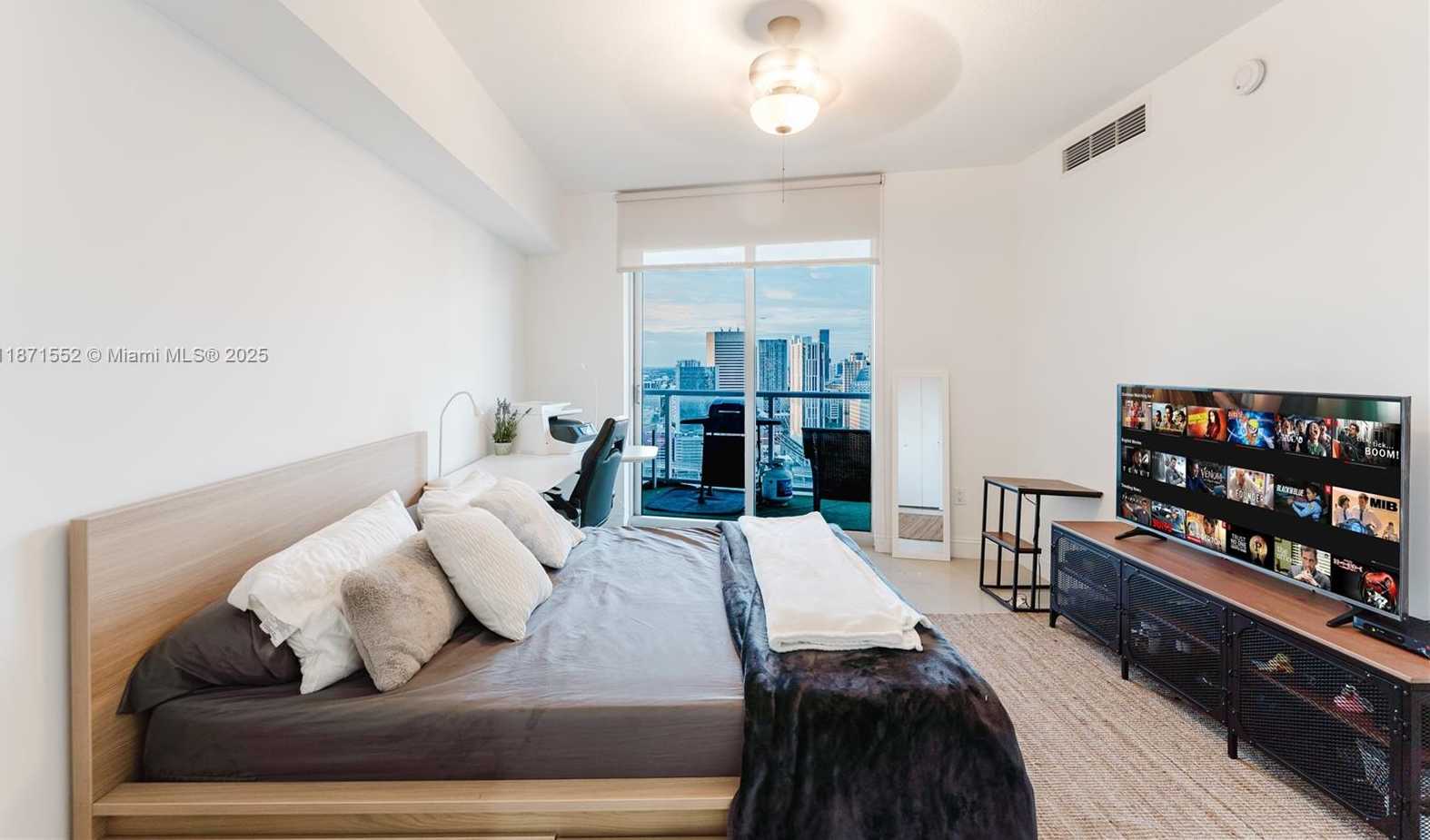 Small Image of 185 SOUTH WEST 7TH ST #3609, Miami Number 27