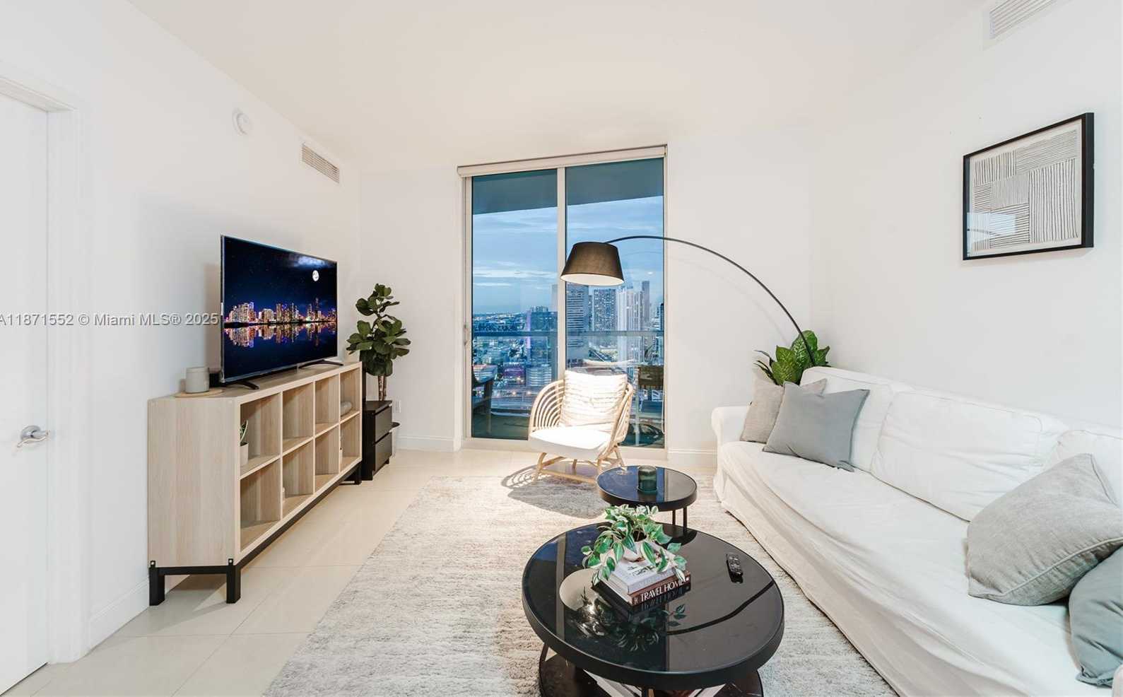 Small Image of 185 SOUTH WEST 7TH ST #3609, Miami Number 7