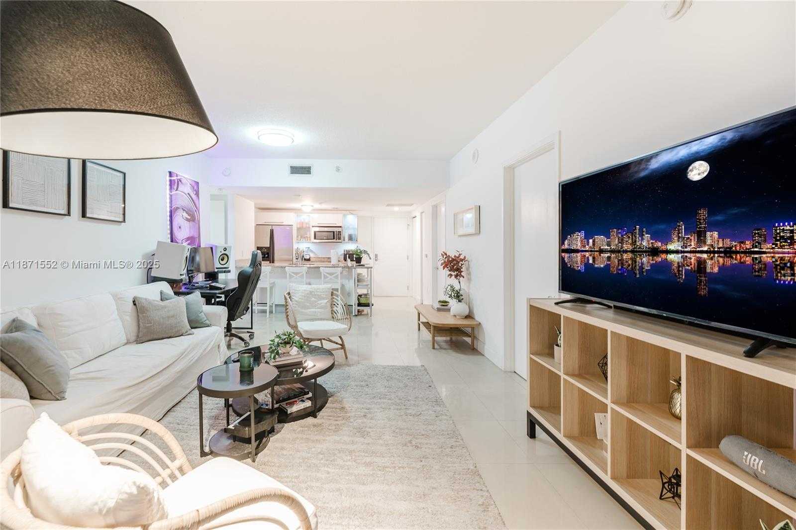 Small Image of 185 SOUTH WEST 7TH ST #3609, Miami Number 9