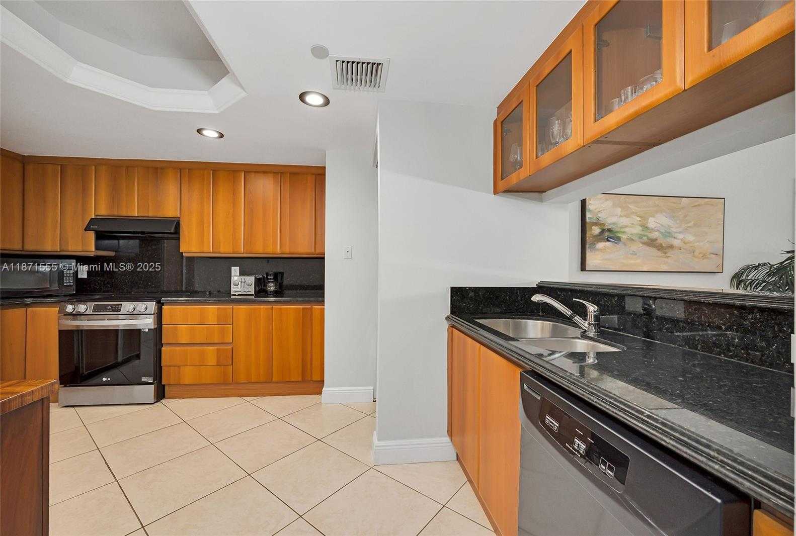 Small Image of 9559 COLLINS AVE #S9-F, Surfside Number 22