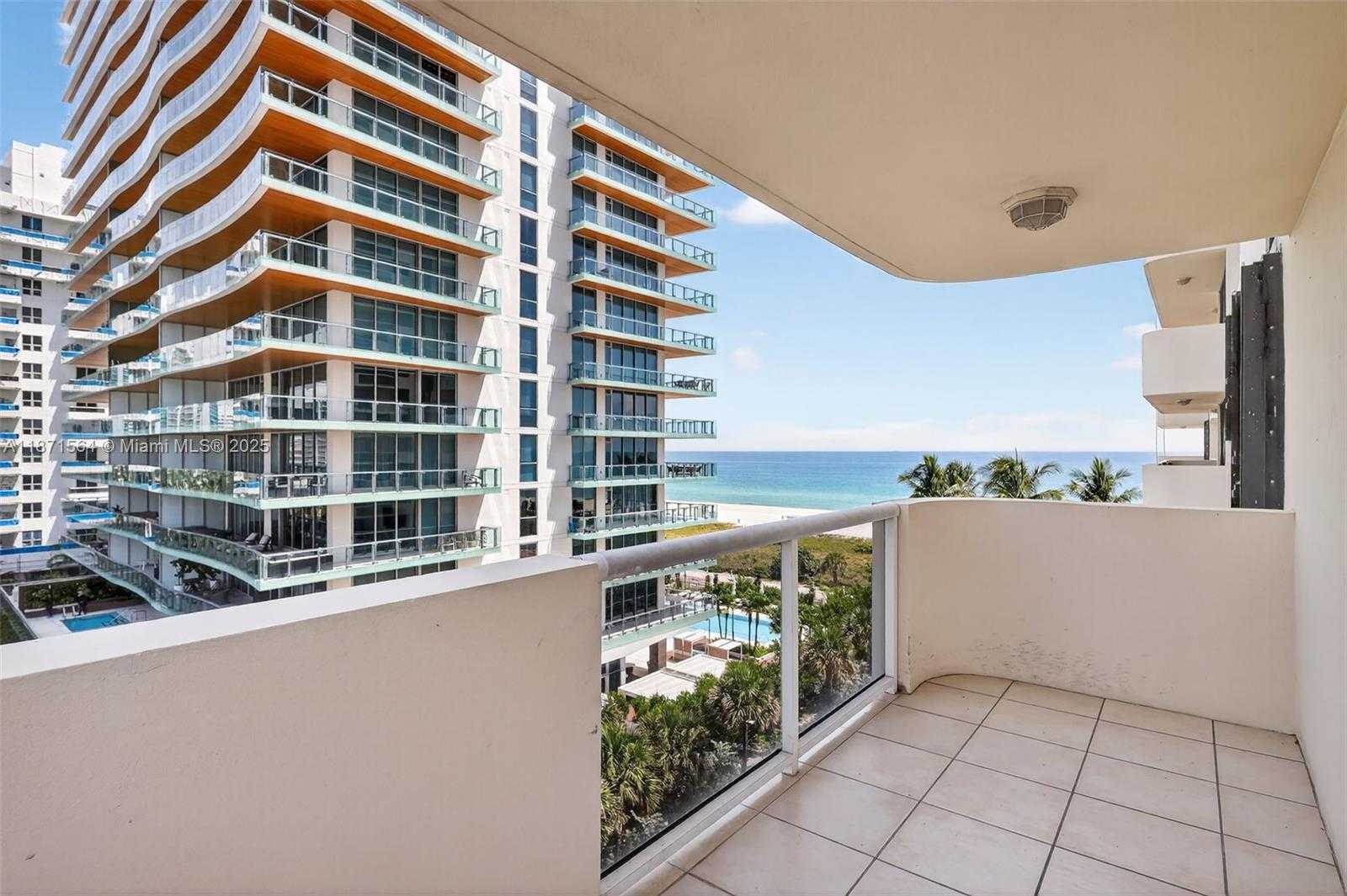 Small Image of 5757 COLLINS AVE #801, Miami Beach Number 23