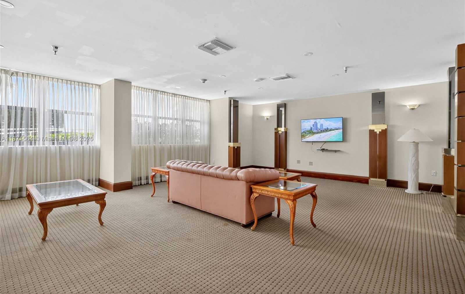 Small Image of 5757 COLLINS AVE #801, Miami Beach Number 32