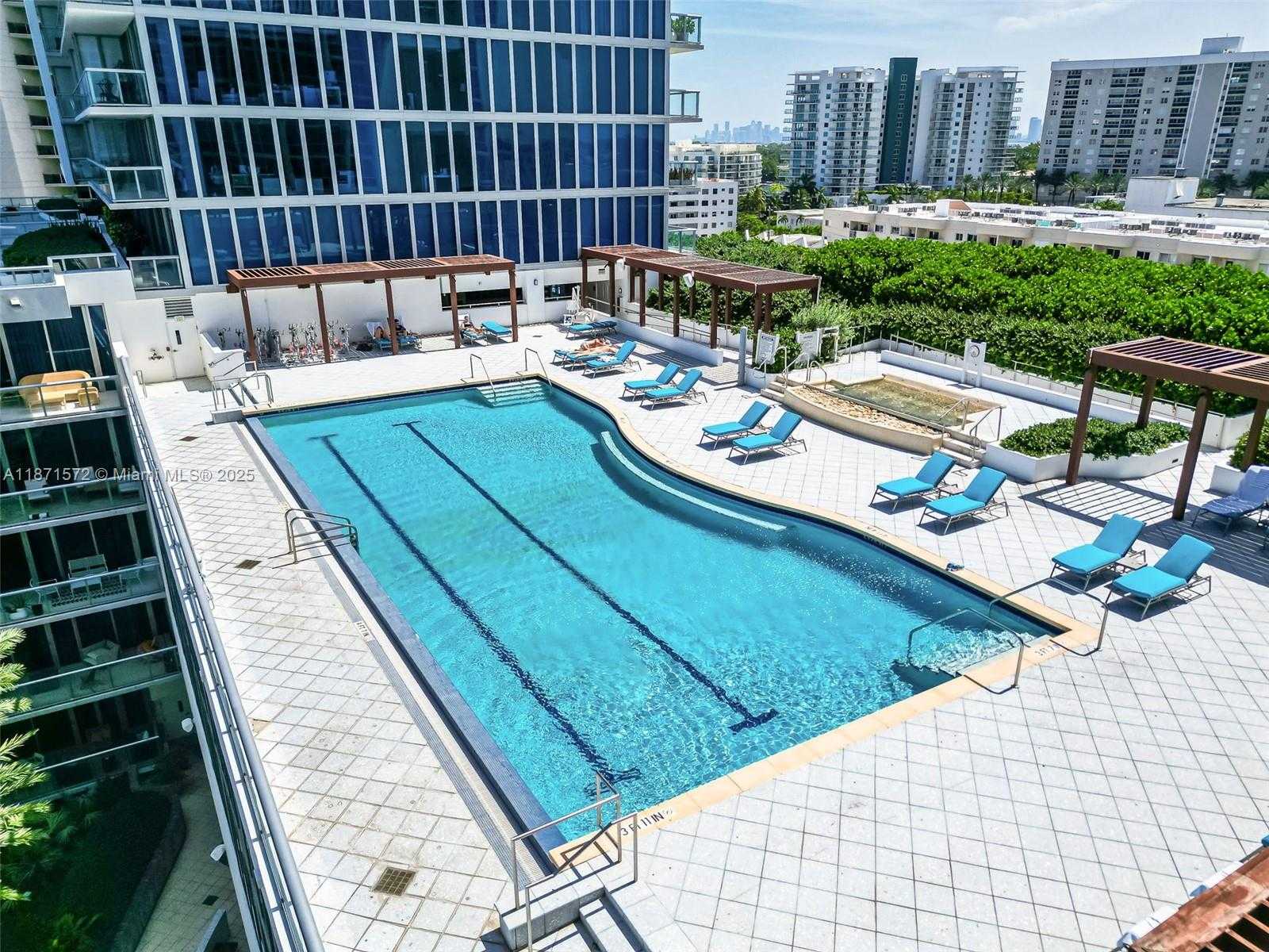 Small Image of 6801 COLLINS AVE #706 (Door 720), Miami Beach Number 16