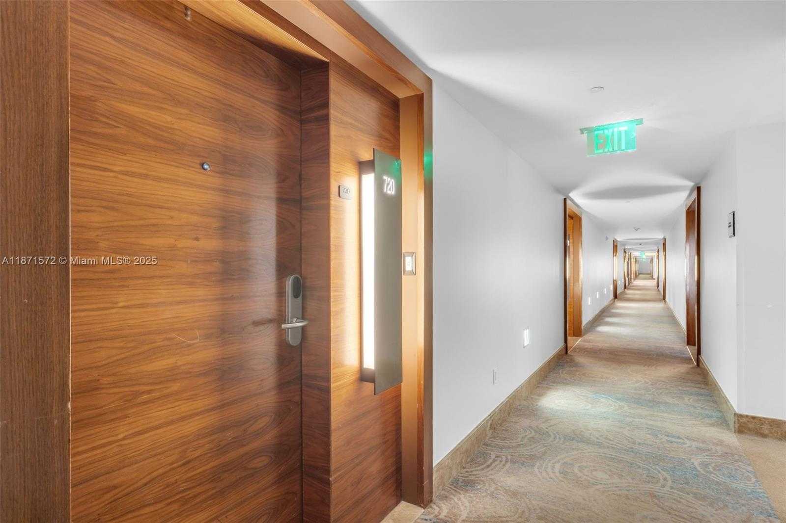 Small Image of 6801 COLLINS AVE #706 (Door 720), Miami Beach Number 2