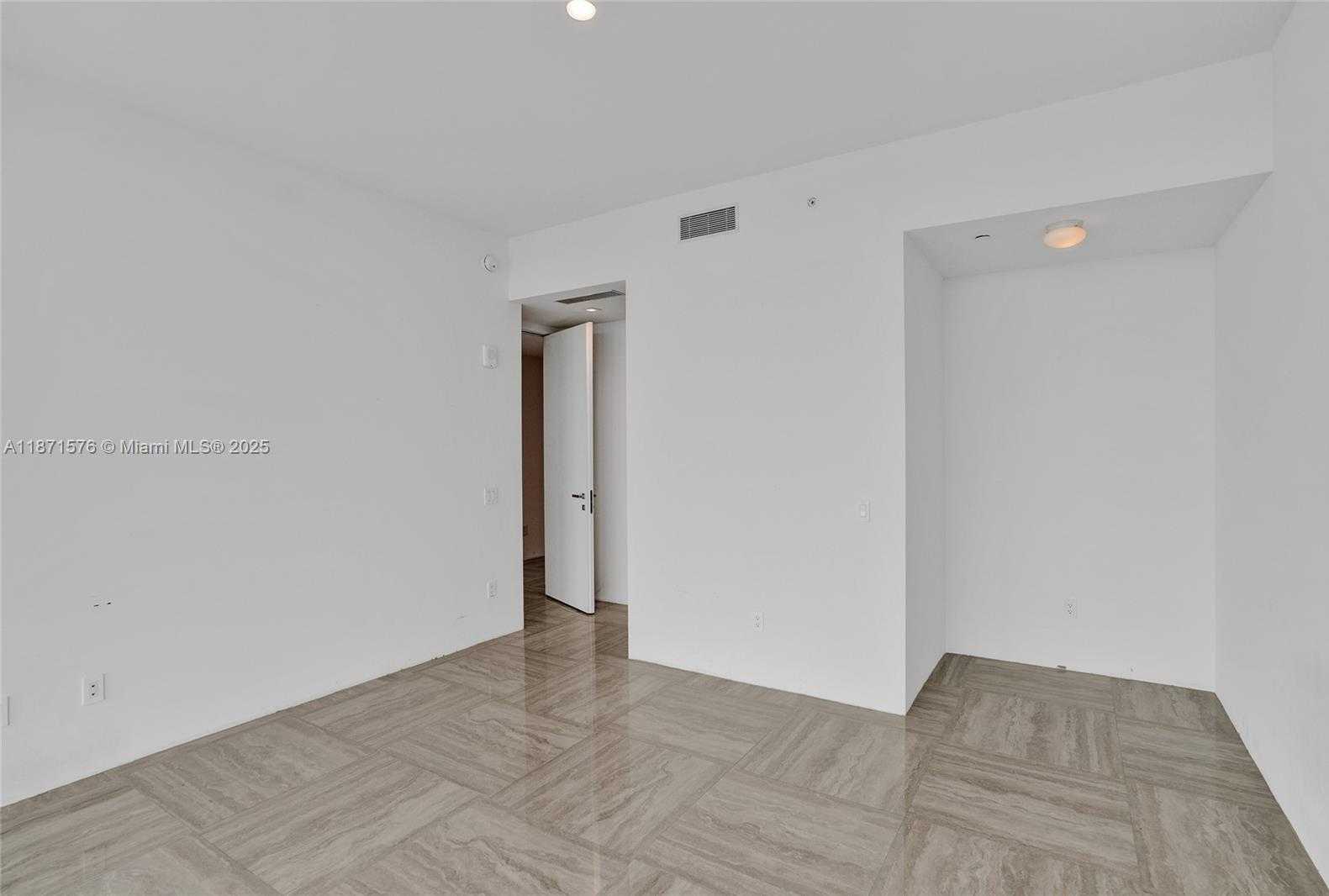 Small Image of 18975 COLLINS AVE #2903, Sunny Isles Beach Number 22