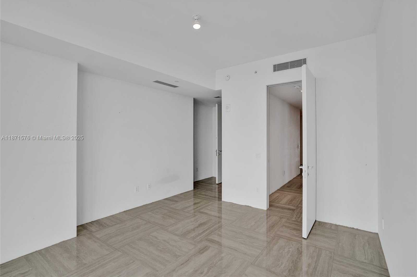 Small Image of 18975 COLLINS AVE #2903, Sunny Isles Beach Number 28