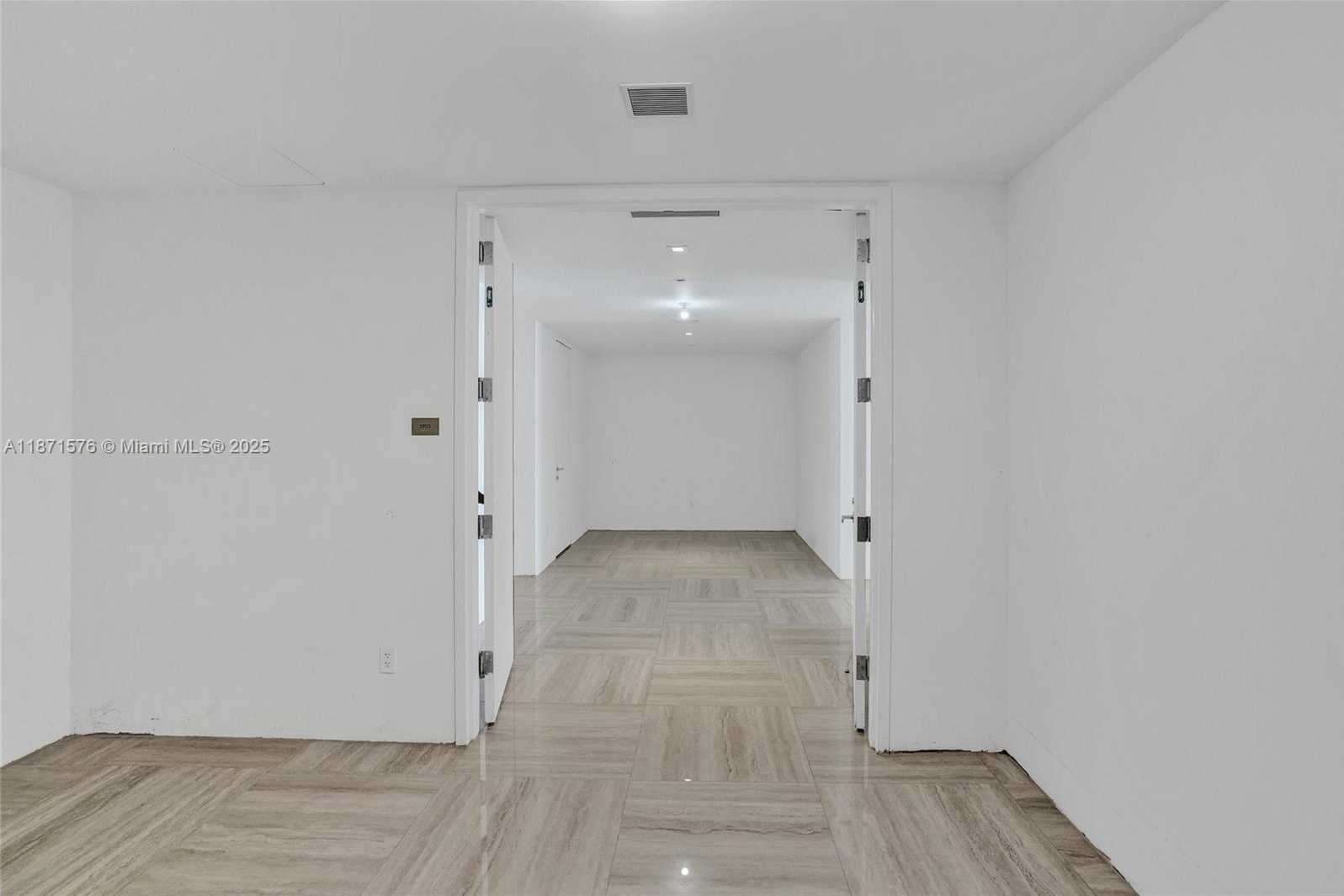 Small Image of 18975 COLLINS AVE #2903, Sunny Isles Beach Number 7