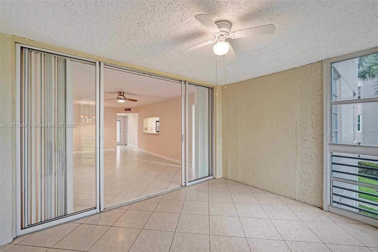 Small Image of 1900 SABAL PALM DR #201, Davie Number 41