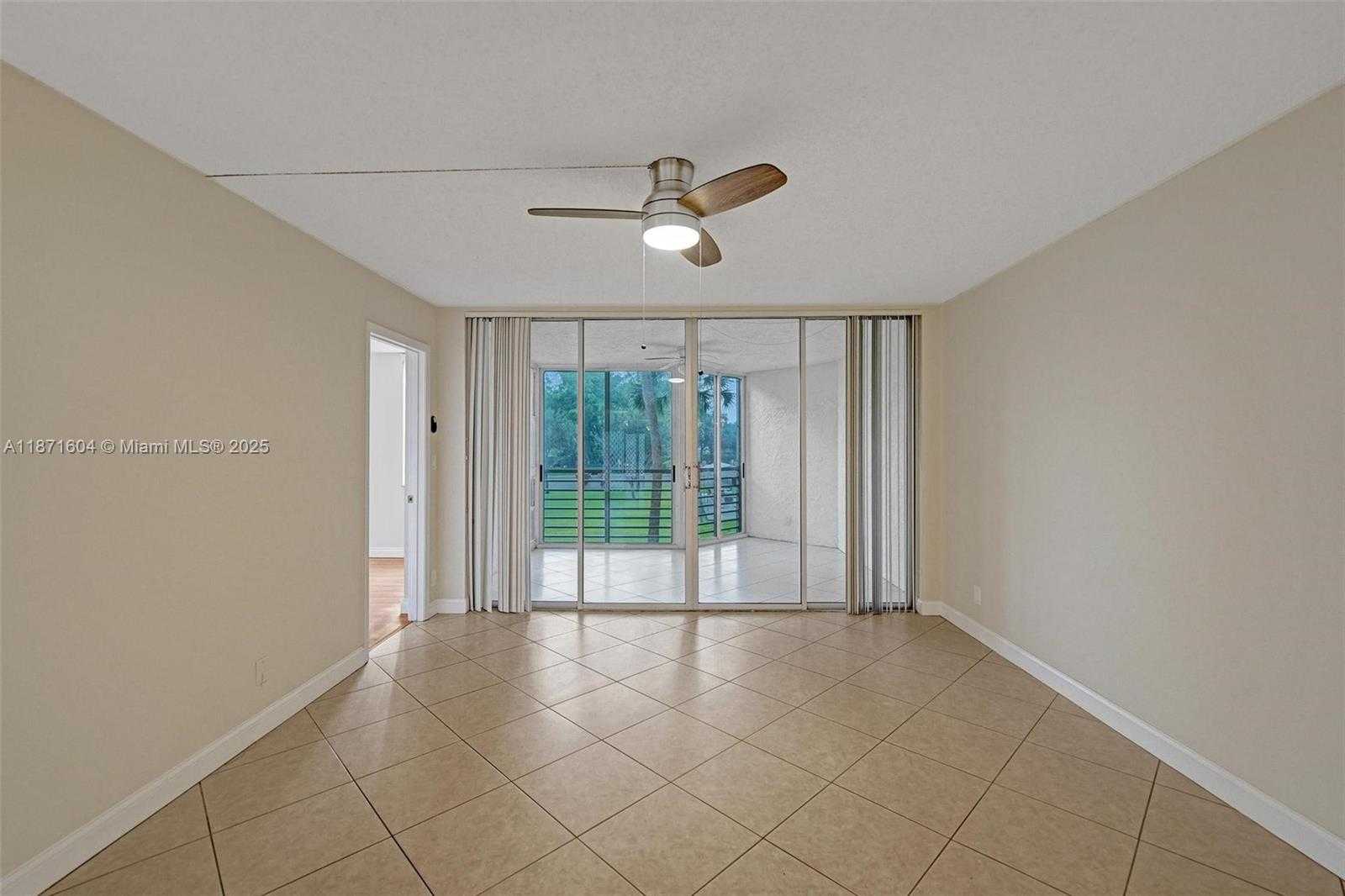 Small Image of 1900 SABAL PALM DR #201, Davie Number 7