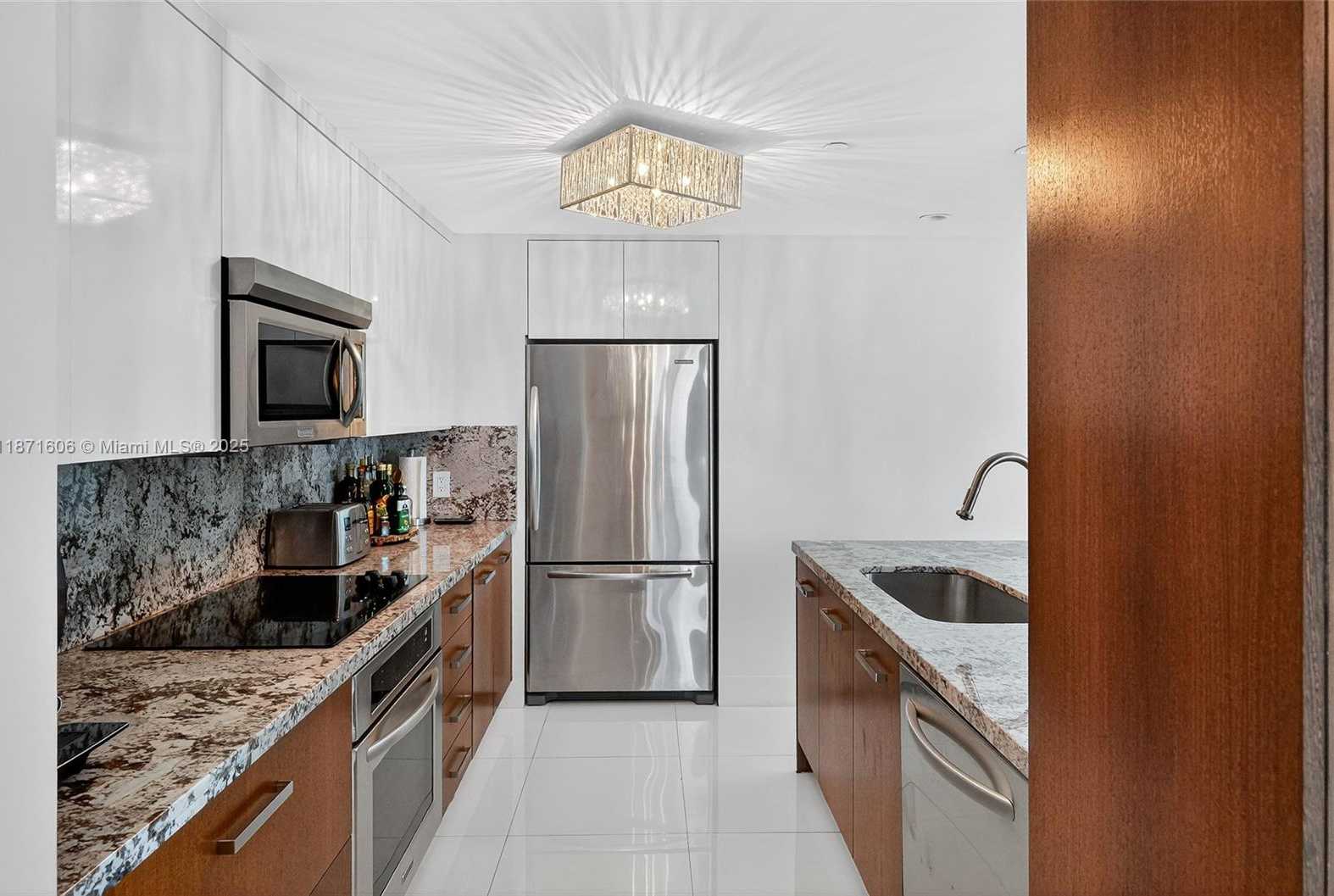 Small Image of 7935 EAST DR #1104, North Bay Village Number 45