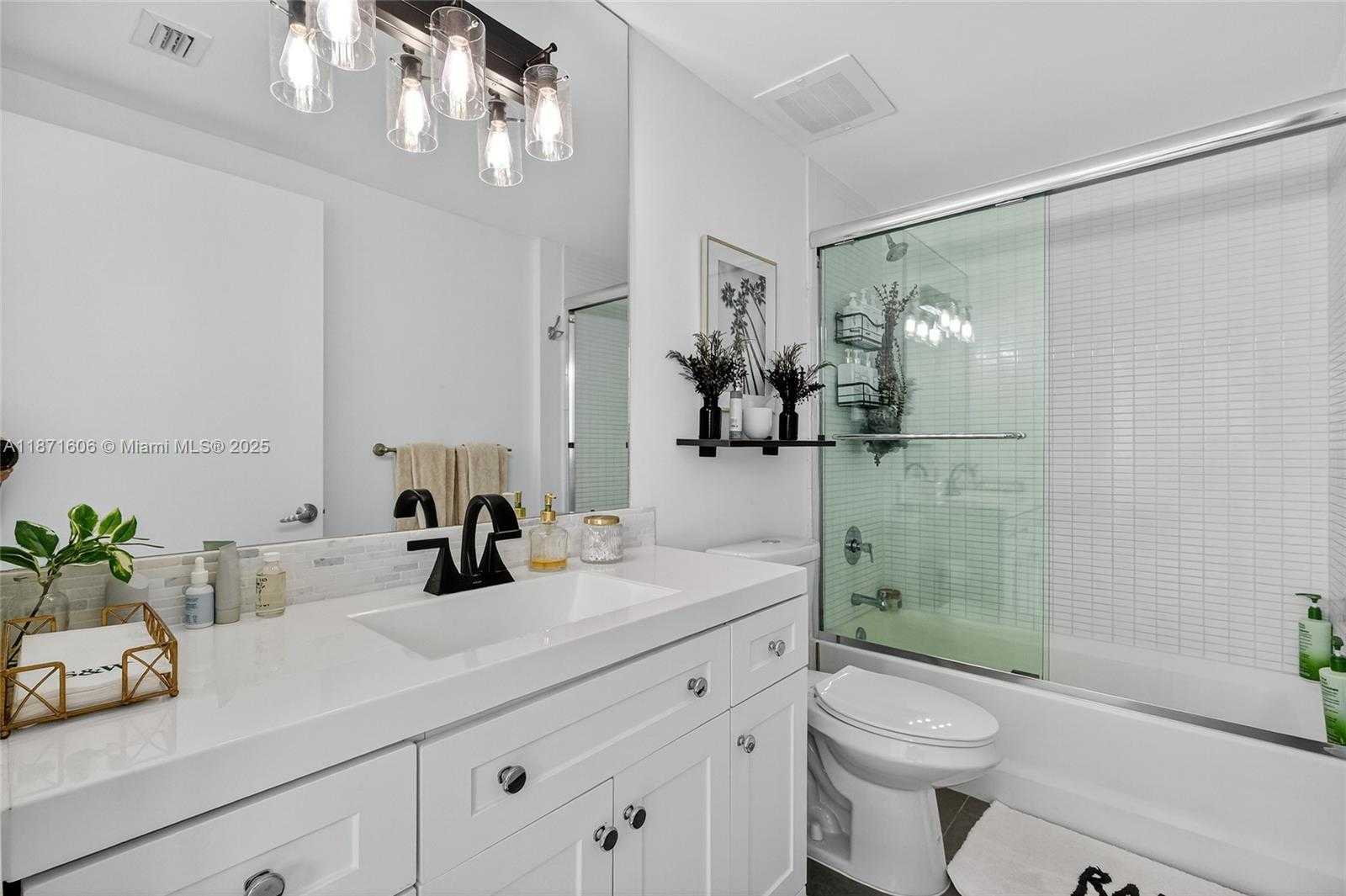 Small Image of 7935 EAST DR #1104, North Bay Village Number 60