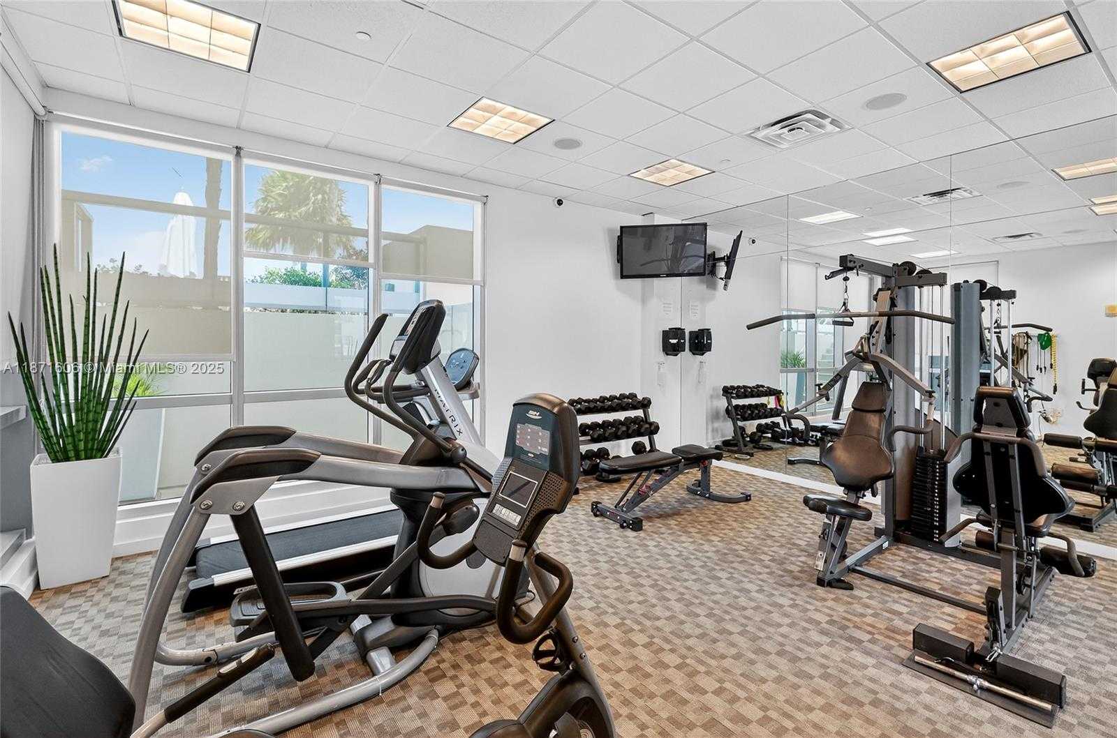 Small Image of 7935 EAST DR #1104, North Bay Village Number 83