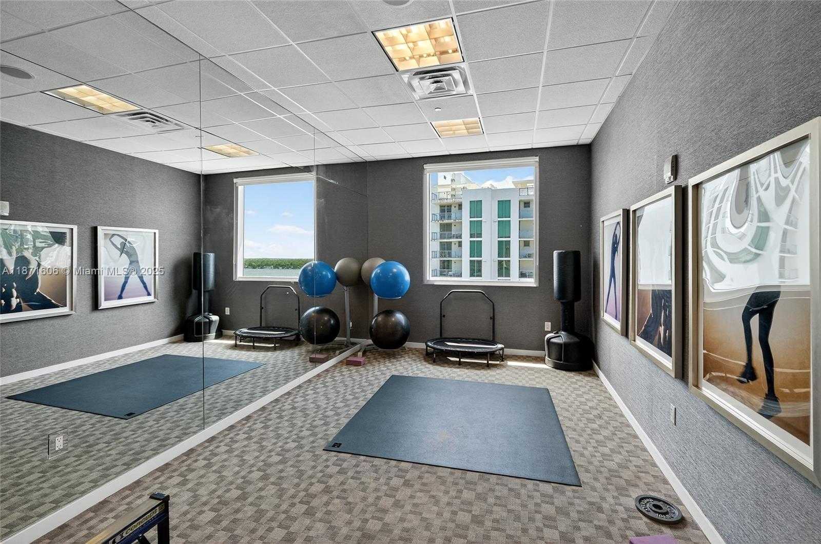 Small Image of 7935 EAST DR #1104, North Bay Village Number 88