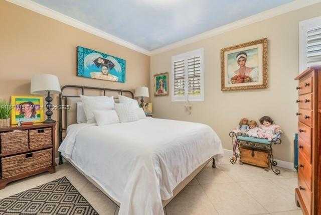 Small Image of 1400 SALZEDO ST #305, Coral Gables Number 10